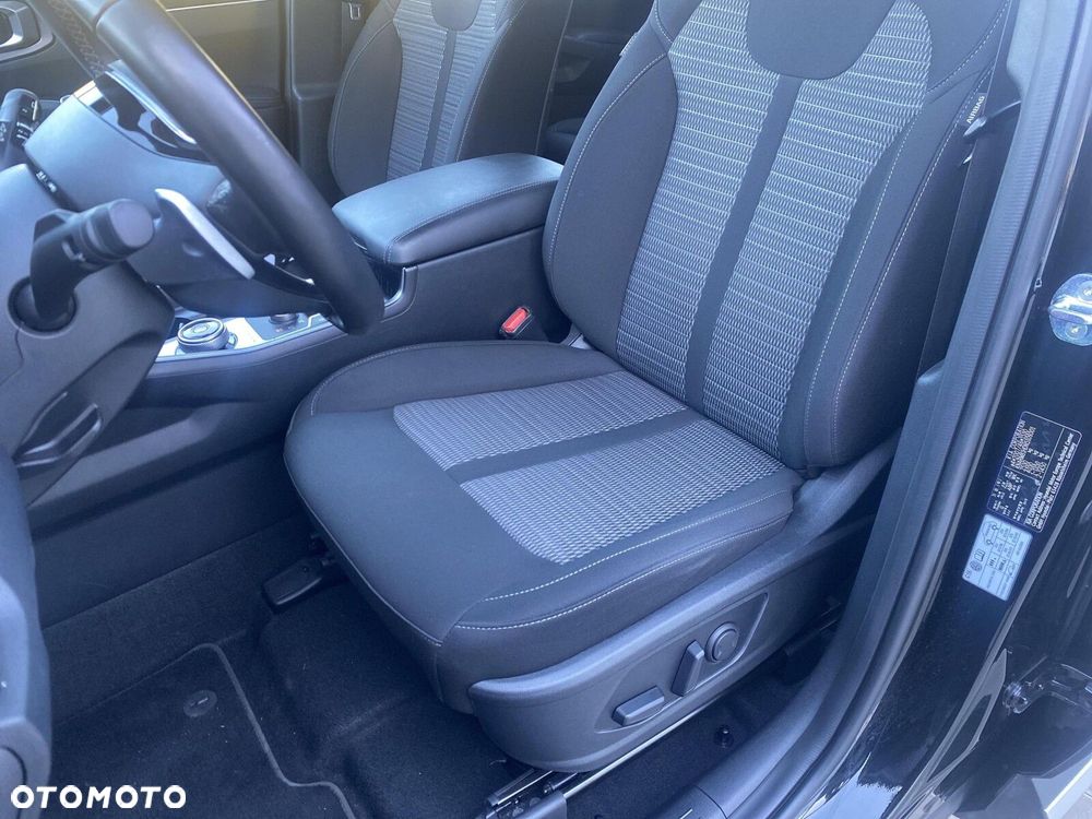 Kia Sorento - 9