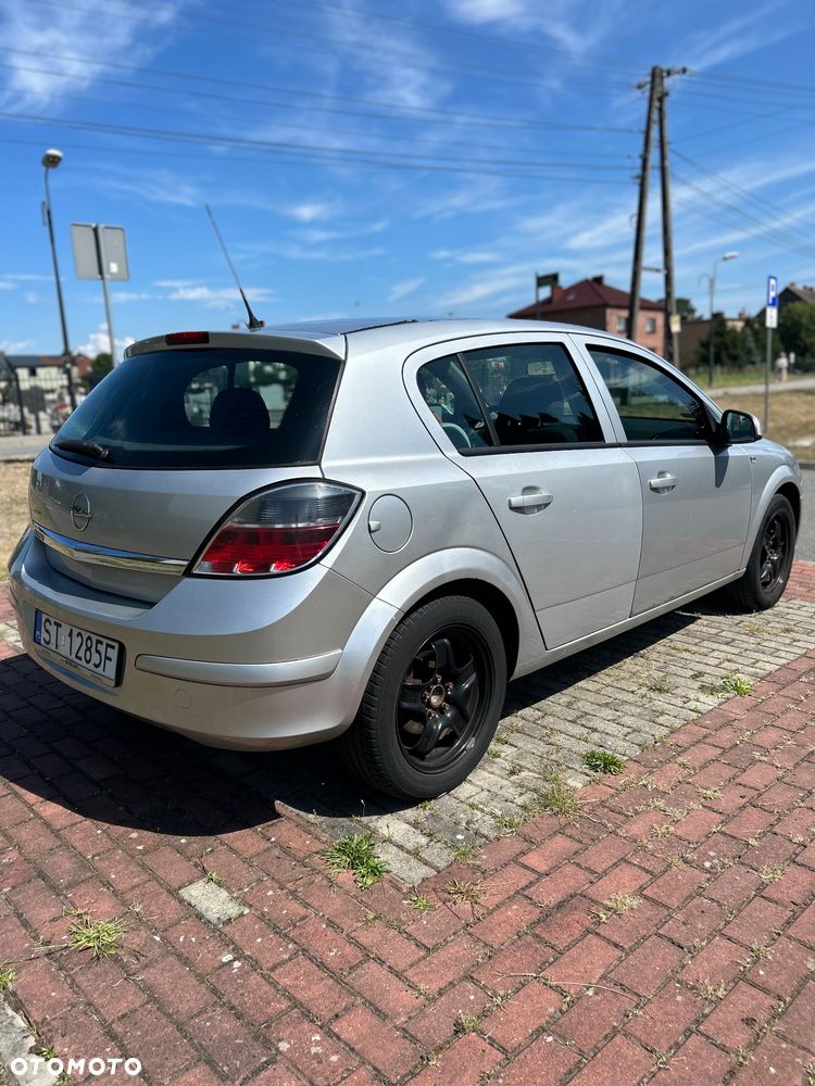 Opel Astra 1.4 - 3