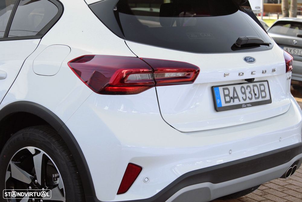 Ford Focus 1.0 EcoBoost MHEV Active X - 8
