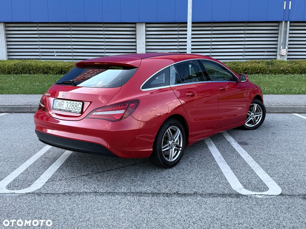 Mercedes-Benz CLA 180 7G-DCT - 6