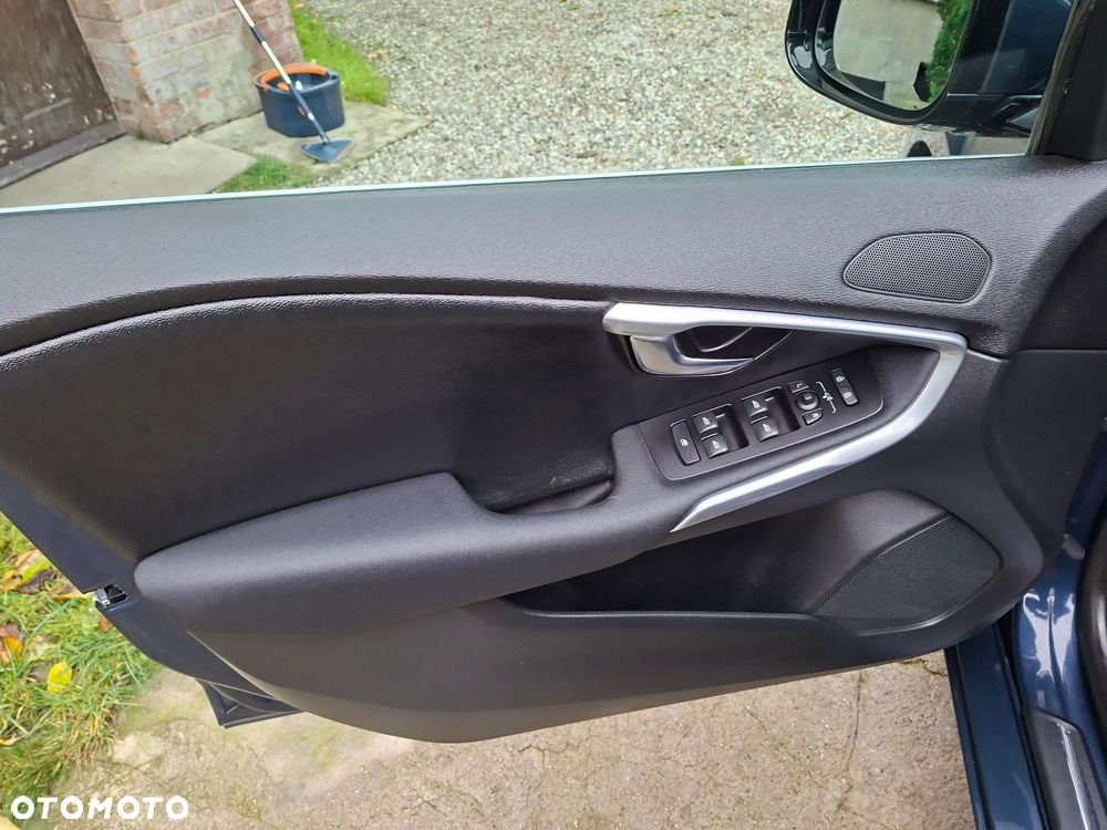 Volvo V40 2014 photo 5