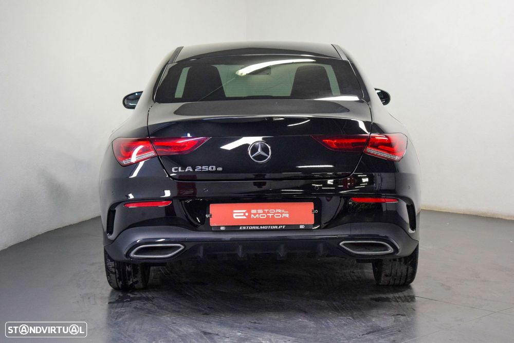 Mercedes-Benz CLA 250 e AMG Line - 4