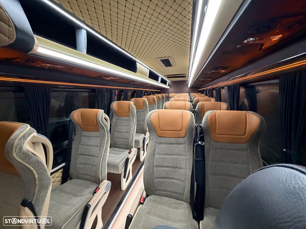 Mercedes Benz Sprinter 519 - 4