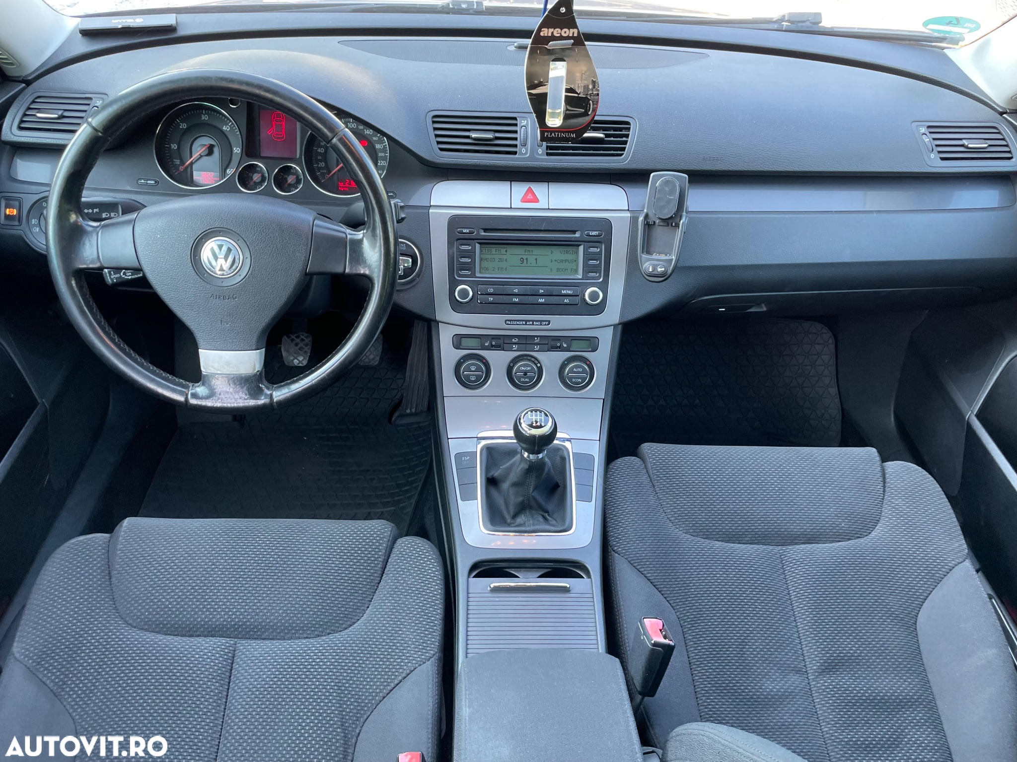 Volkswagen Passat - 9