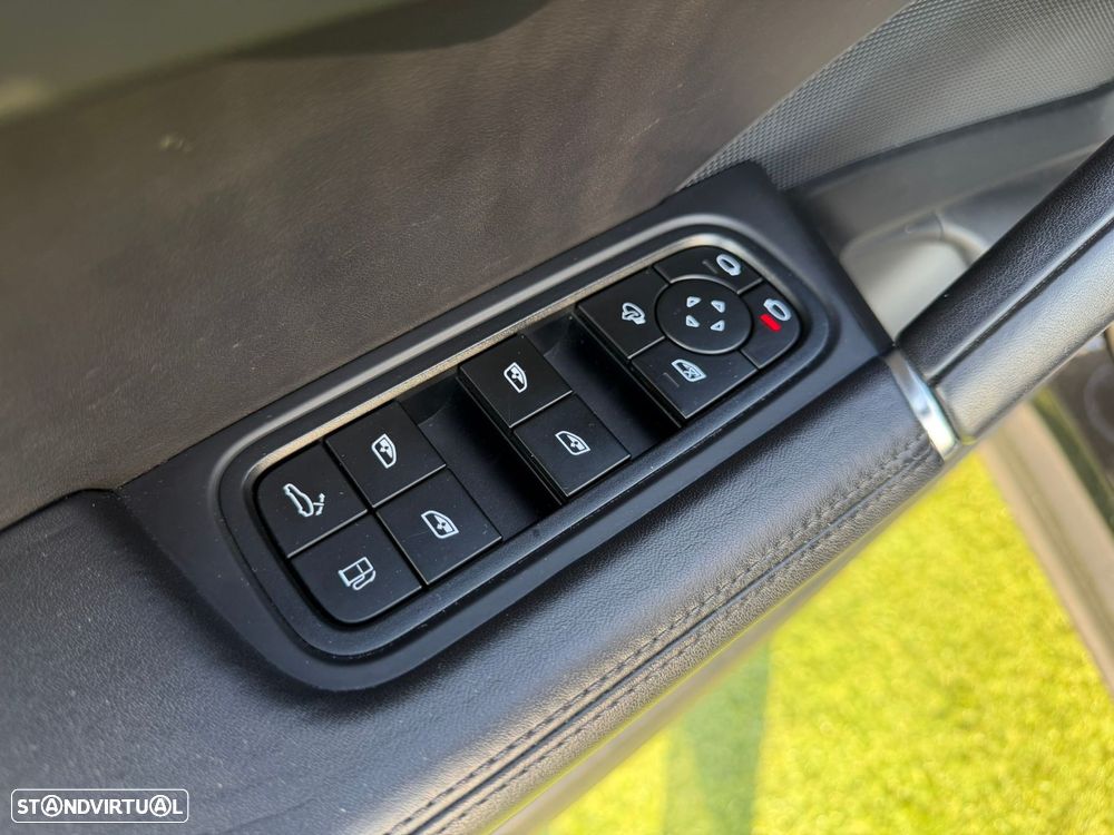 Porsche Cayenne Coupé E-Hybrid Tiptronic S - 23