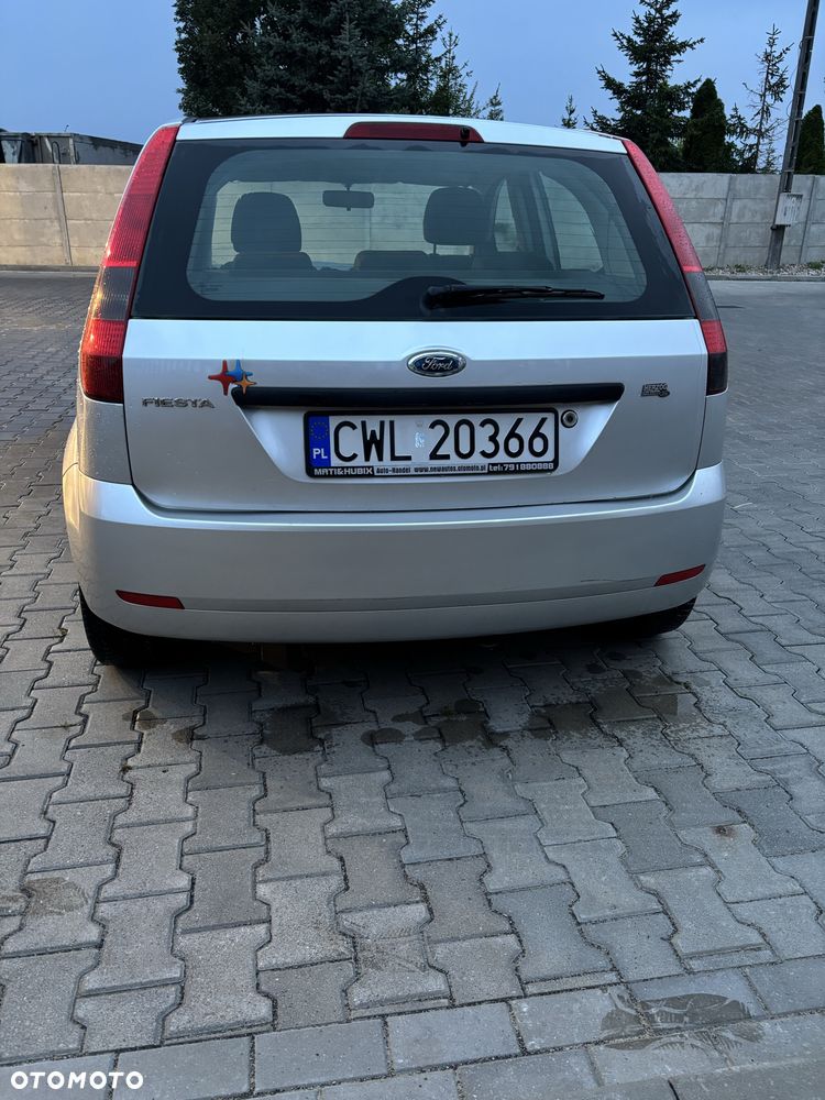 Ford Fiesta - 4