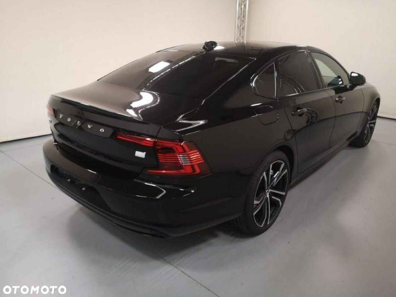 Volvo S90 - 3