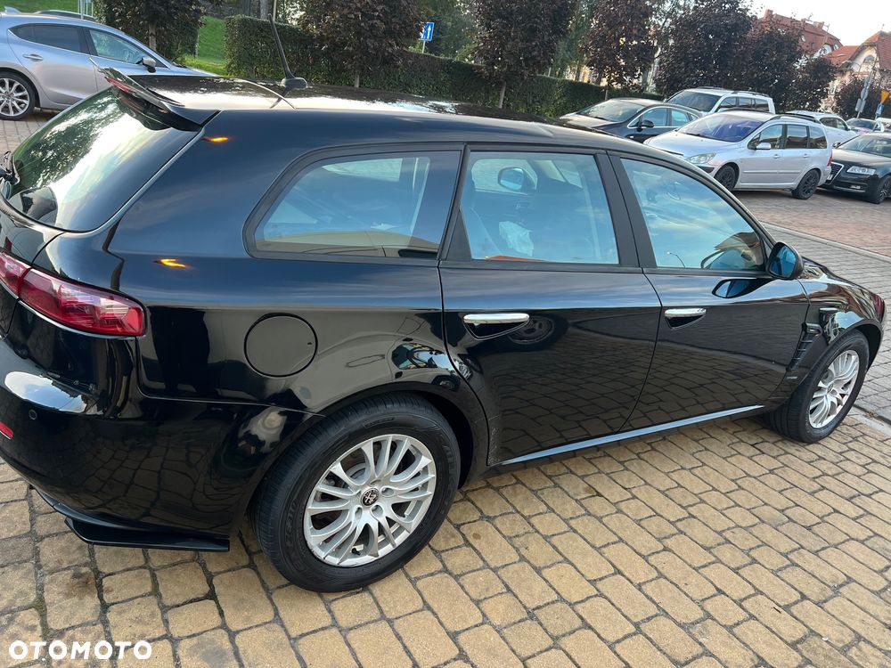 Alfa Romeo 159 - 8