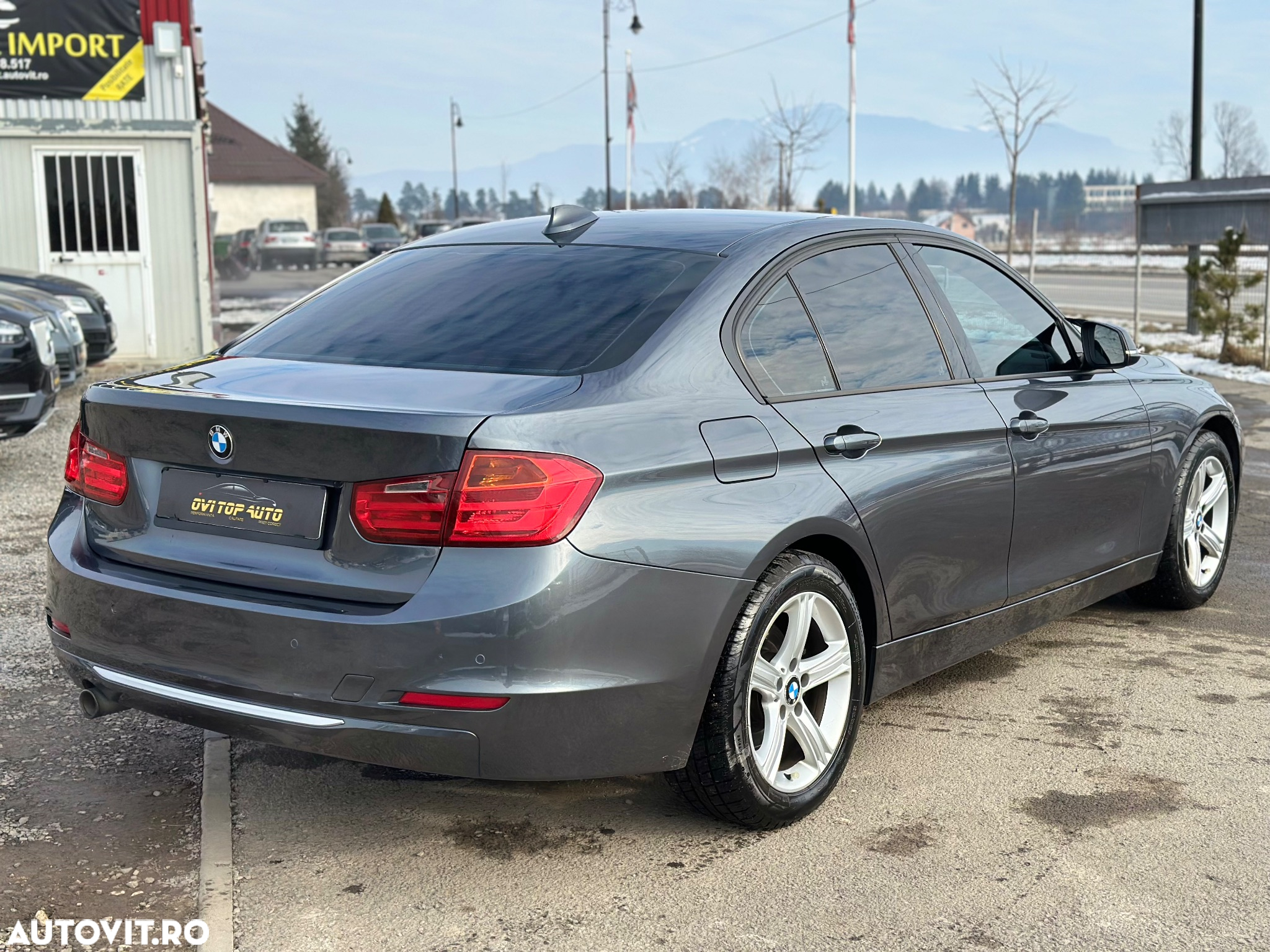 BMW Seria 3 318d - 6