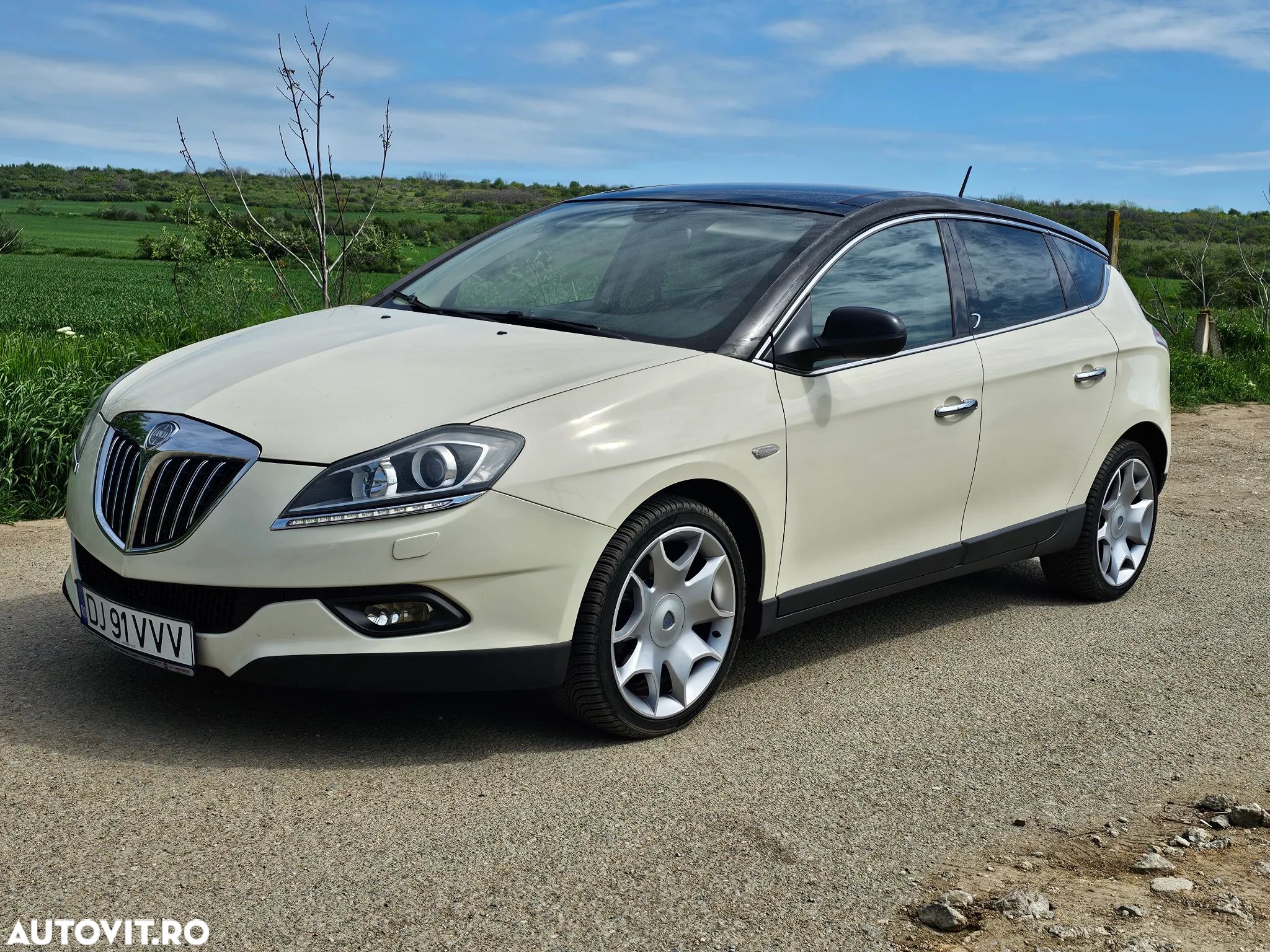 Lancia Delta 1.9 MultiJet Platino - 1