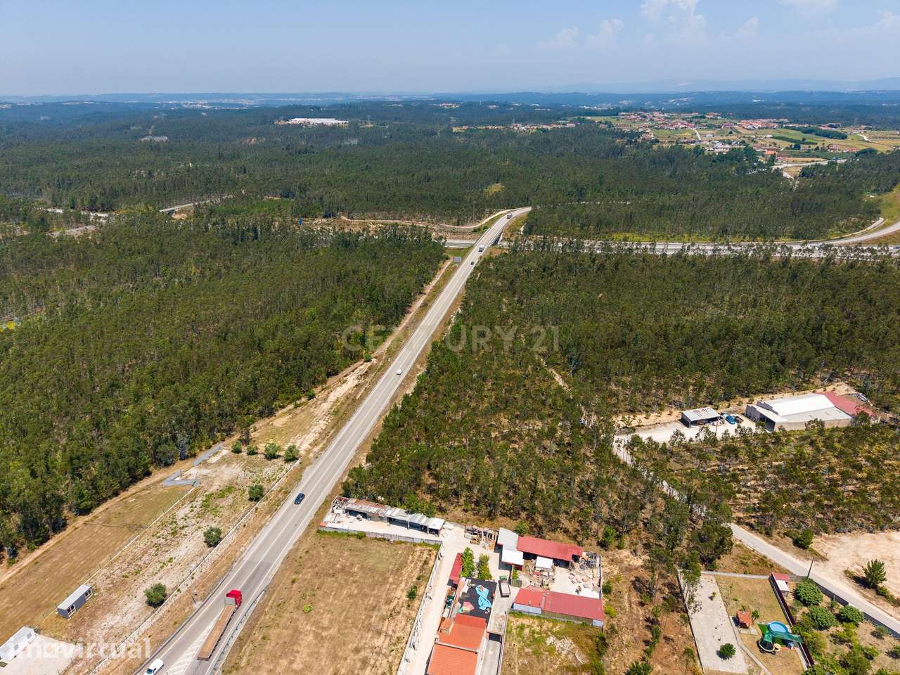 Terreno Comercial/Industrial - Grande imagem: 5/23