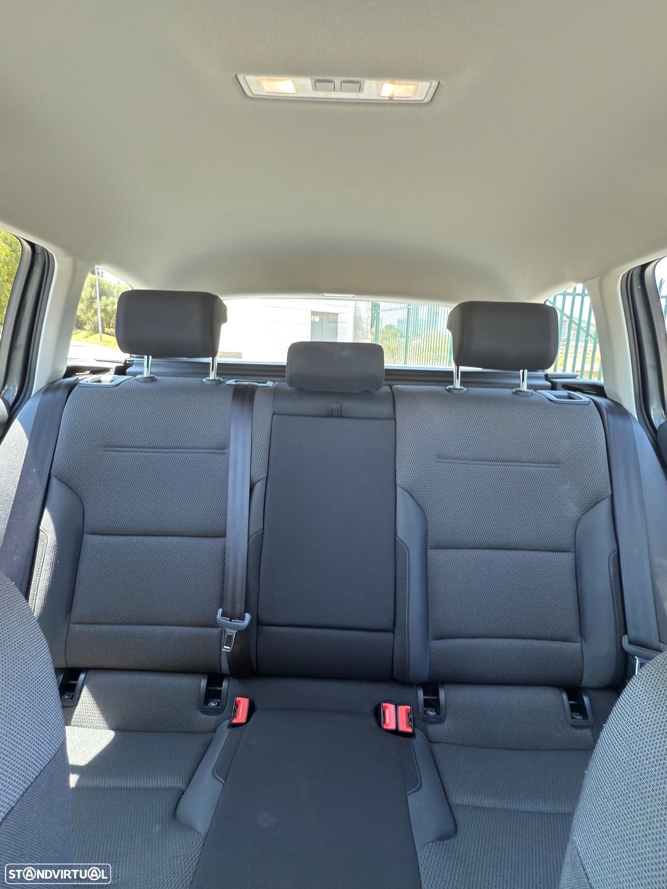 VW Golf Variant 1.6 TDi Confortline DSG - 10