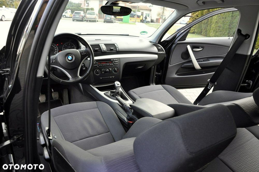 BMW Seria 1 - 27