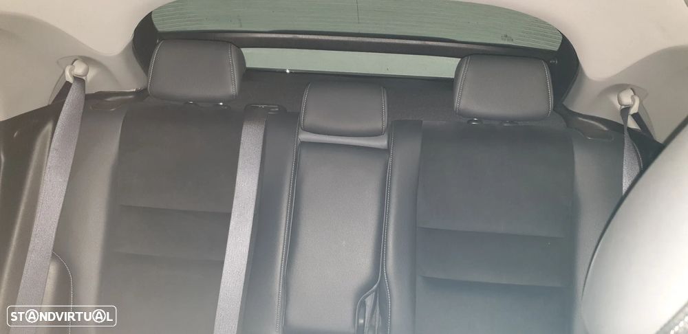 Honda Civic 1.4 i-VTEC 25 Anos - 12