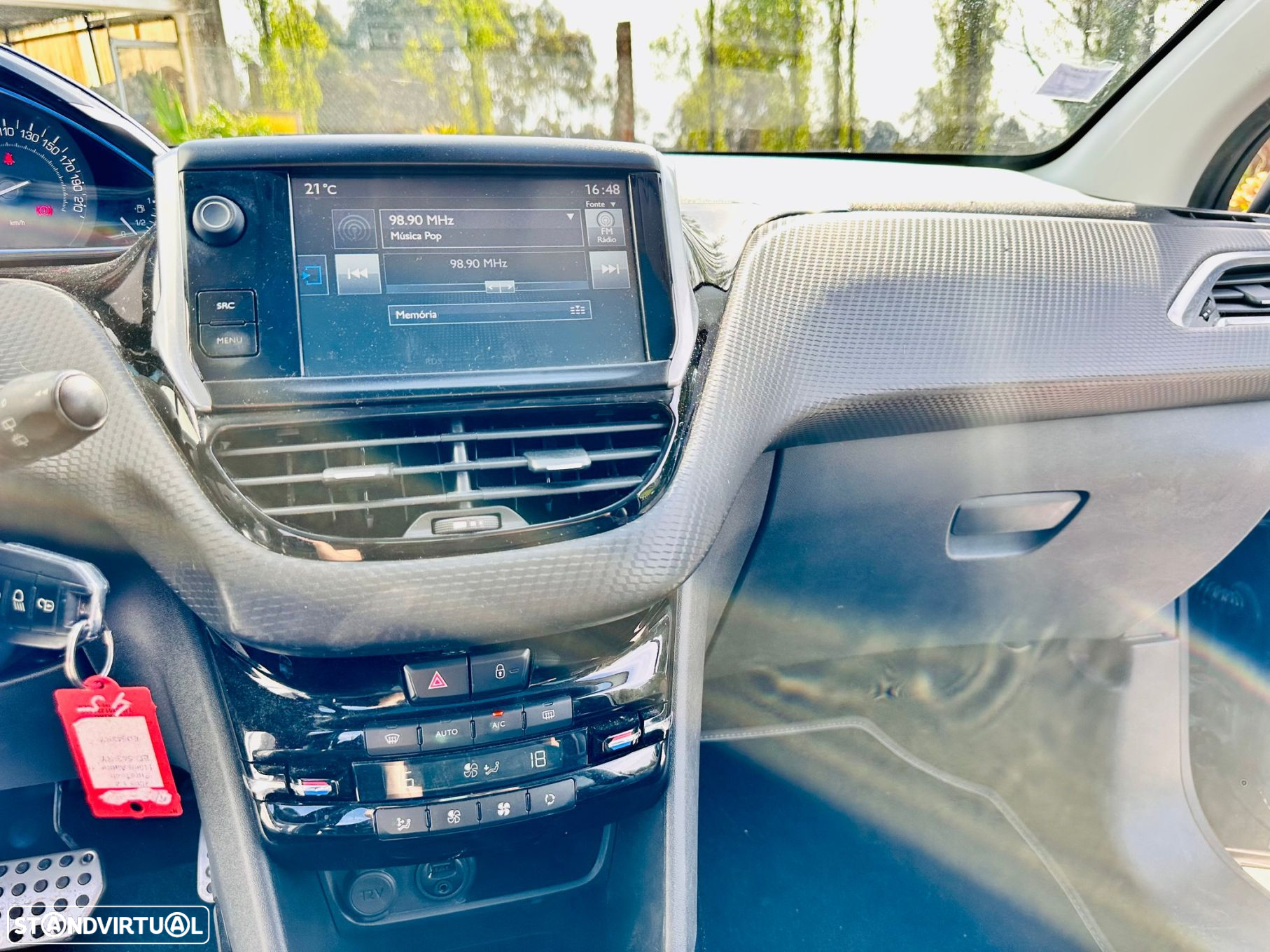 Peugeot 2008 1.2 PureTech Crossway EAT6 - 23
