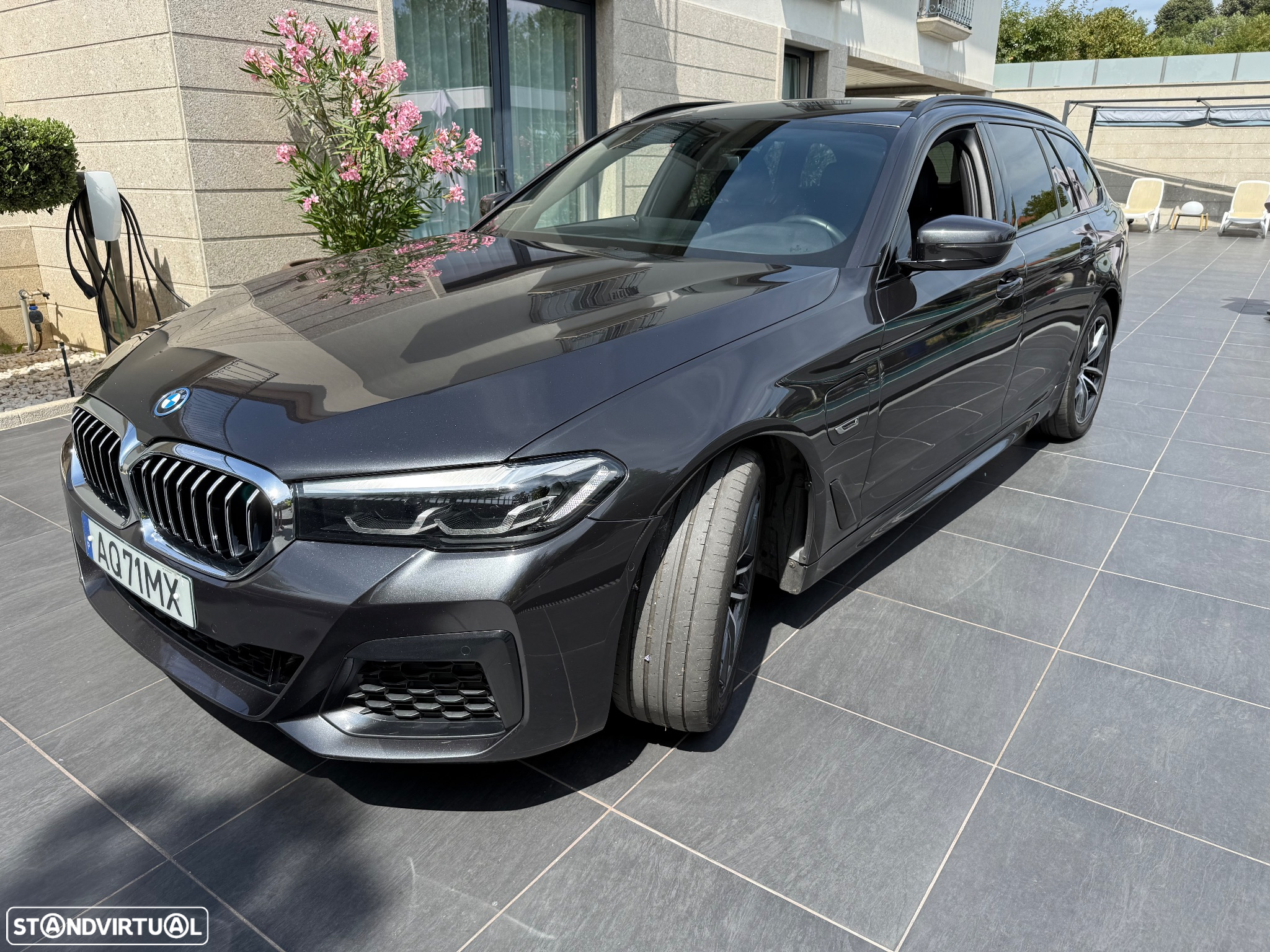 BMW 530 e Pack Desportivo M - 13