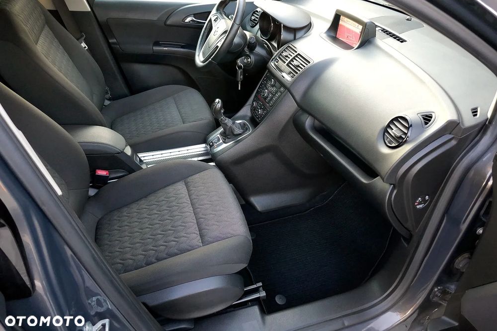 Opel Meriva - 12