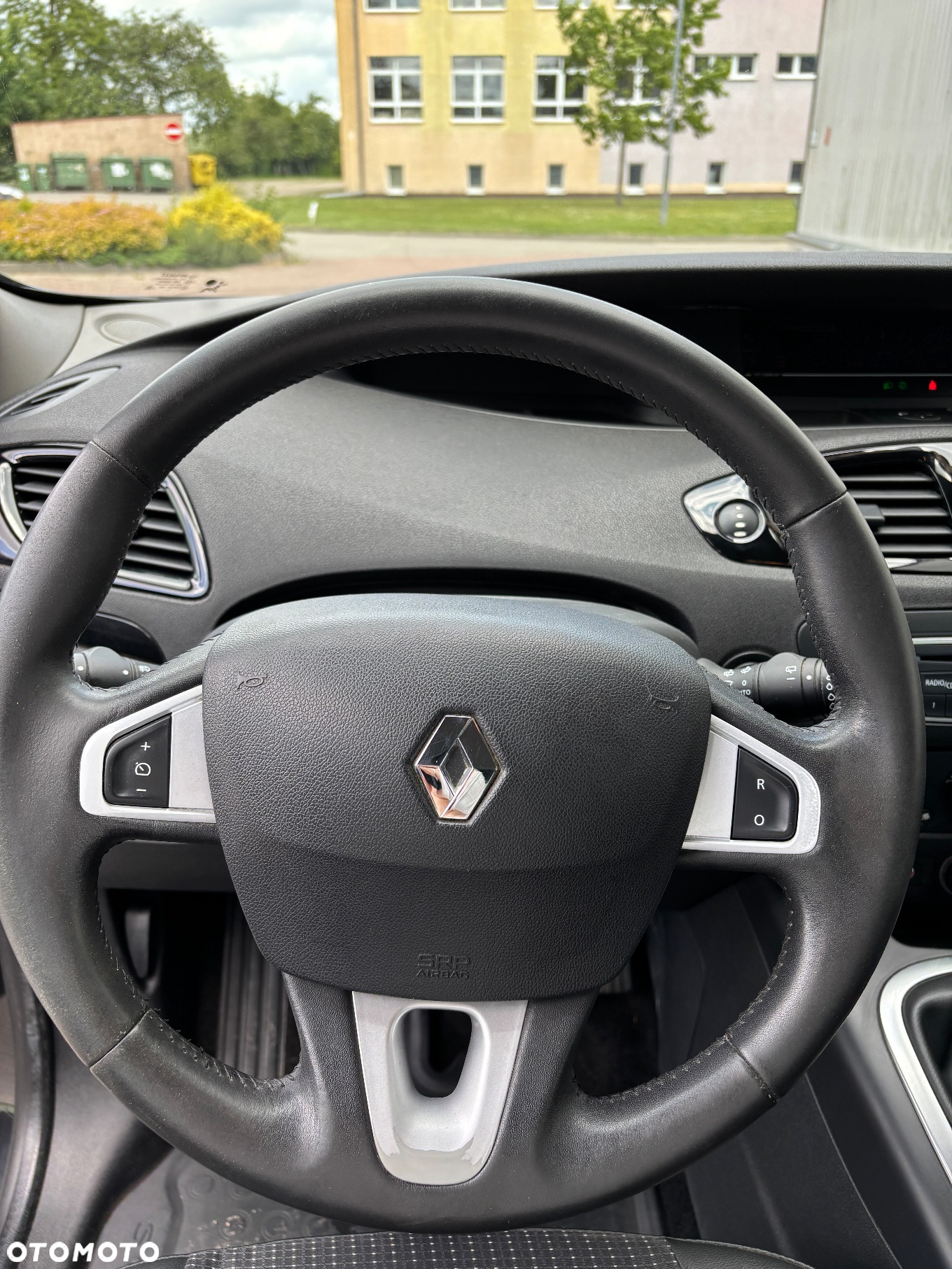 Renault Scenic 1.5 dCi Authentique - 16