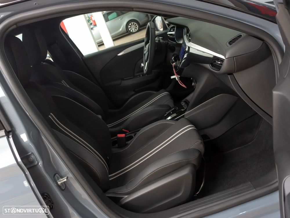 Opel Corsa 1.2 T Hybrid EdCT - 12