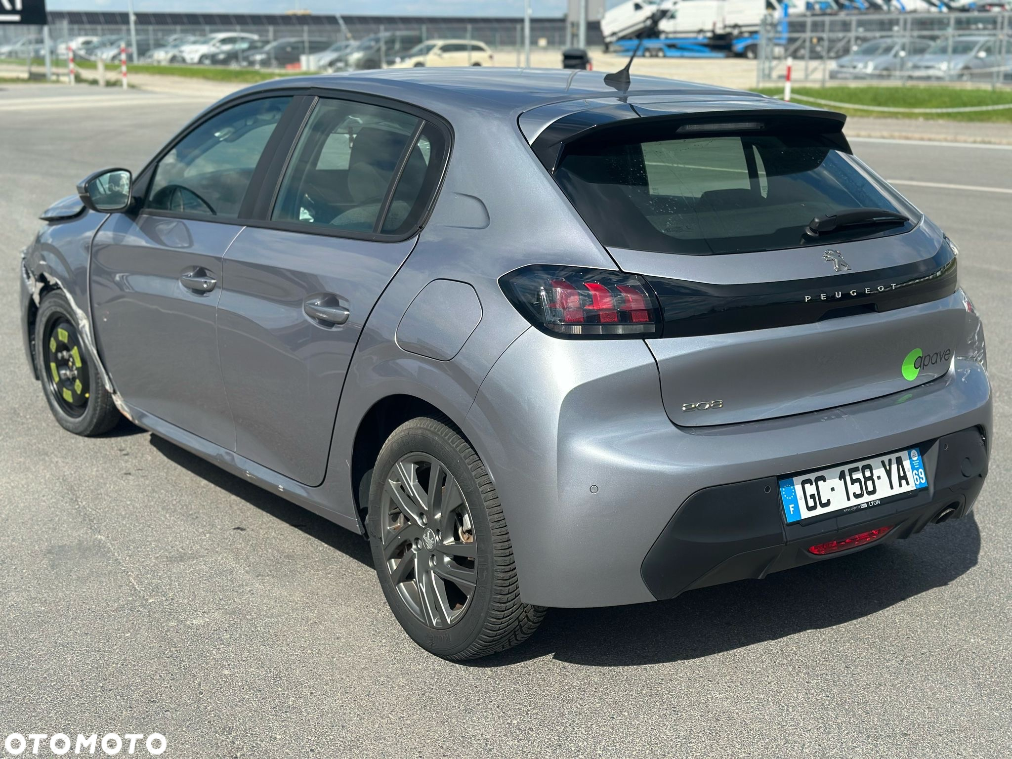 Peugeot 208 PureTech 100 Allure - 4