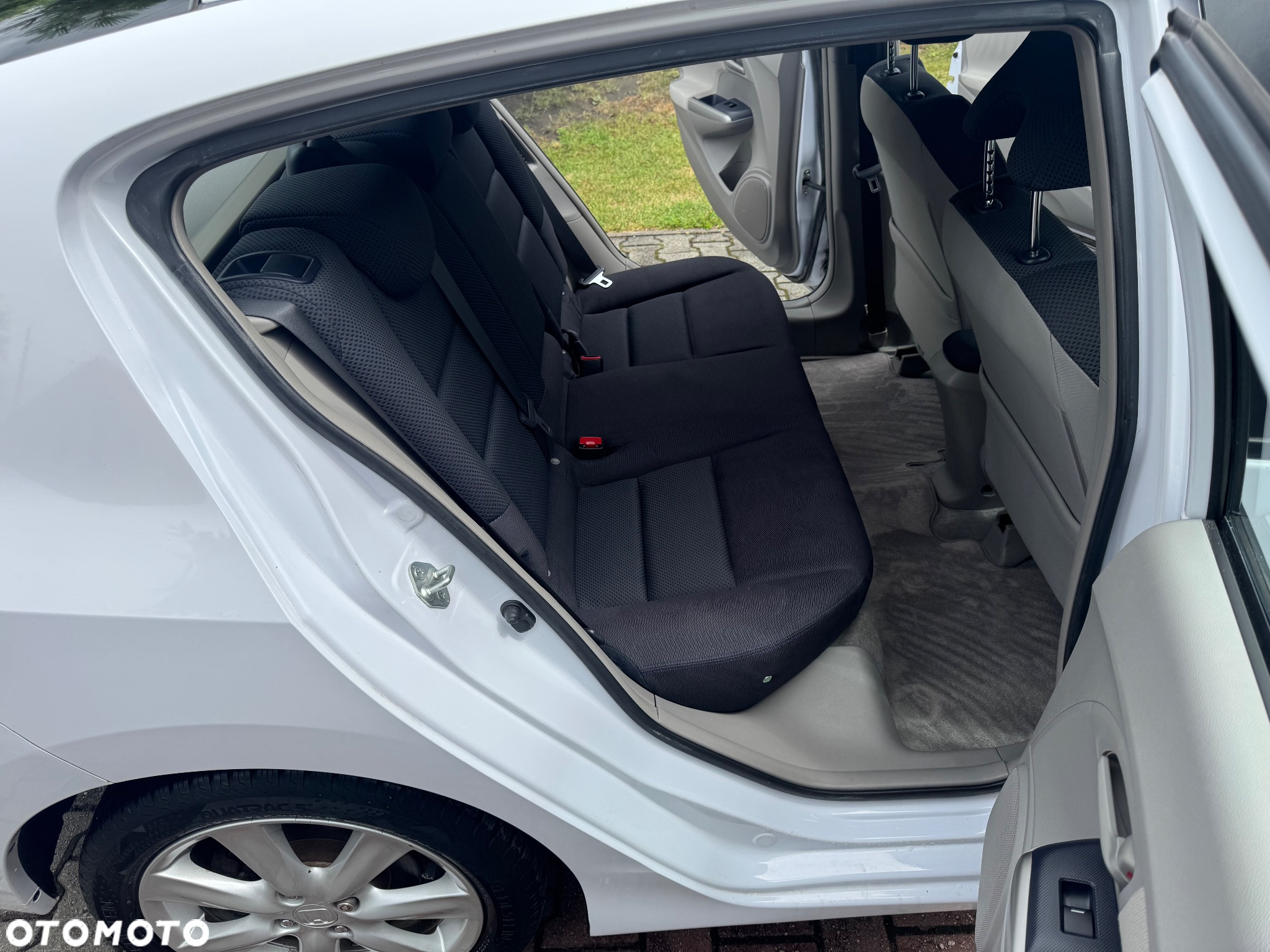 Honda Insight 1.3 Elegance - 26