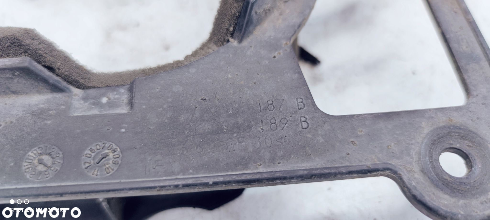 OSŁONA PÓŁOSI LEWA AUDI A4 B8 A5 8K0863187B - 5