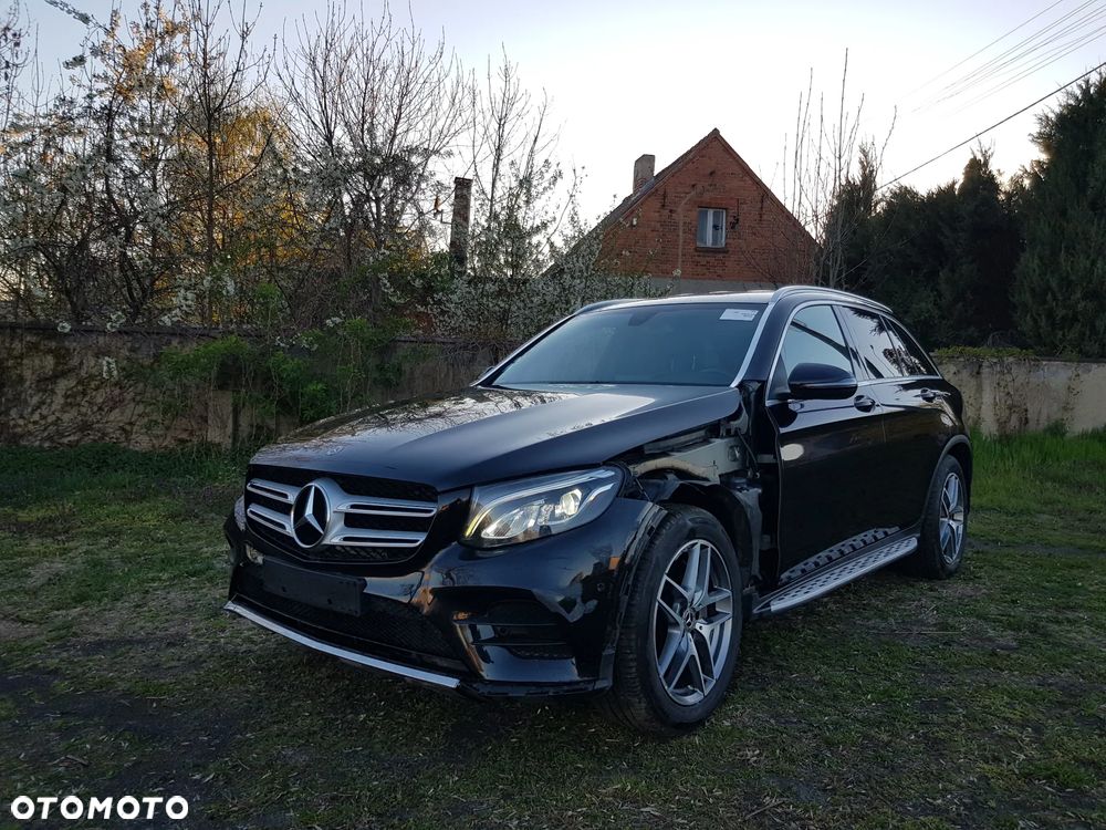 Mercedes-Benz GLC 250 d 4Matic 9G-TRONIC AMG Line - 4
