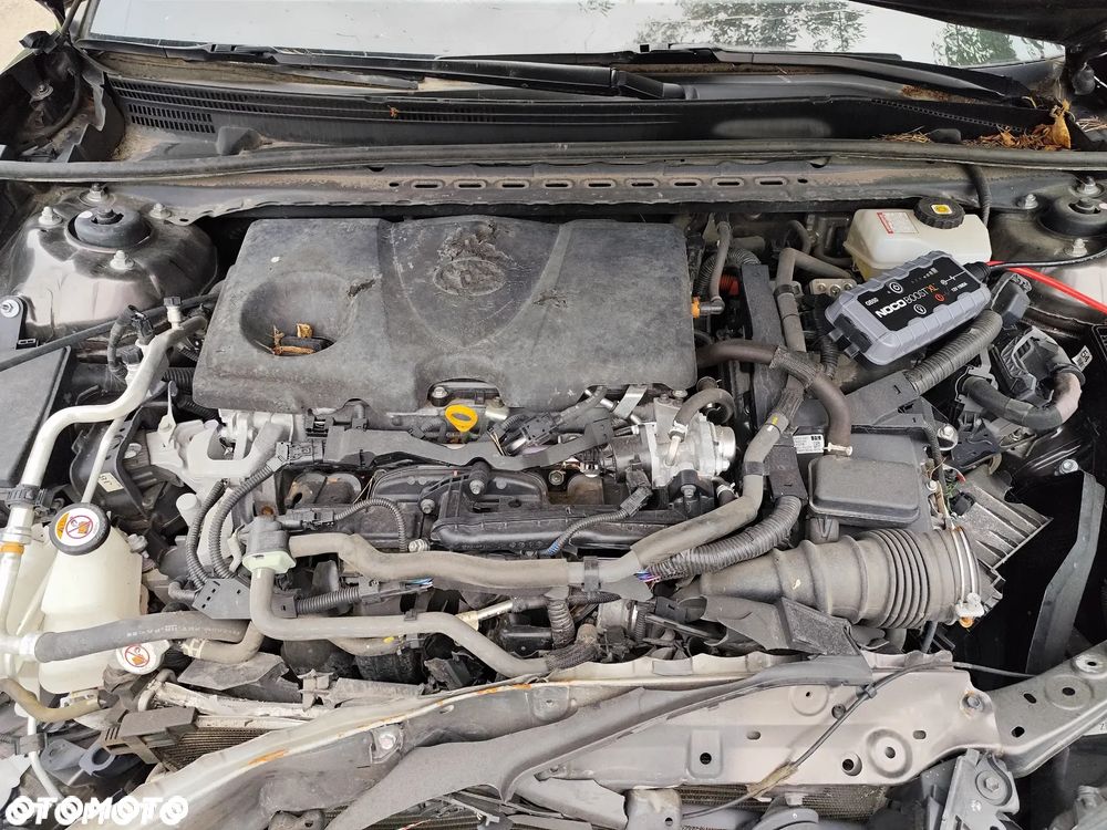 Toyota Camry 2.5 Hybrid Comfort CVT - 9