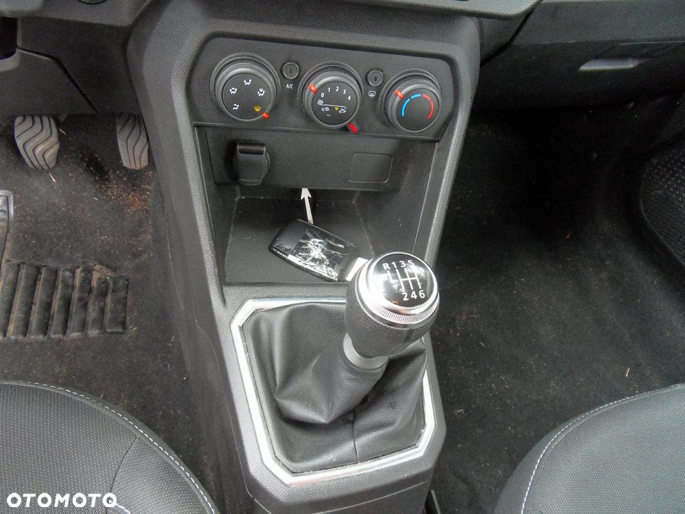 Dacia Sandero - 20