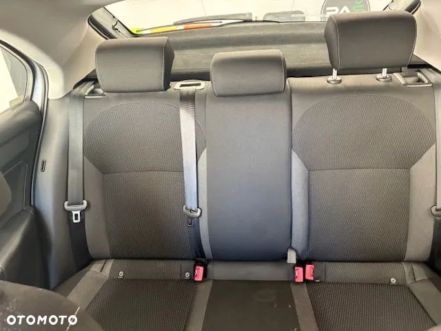 Skoda RAPID 1.2 TSI Ambition - 30