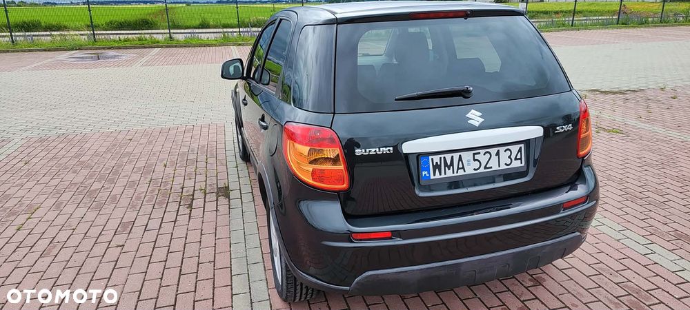 Suzuki SX4 1.5 - 7