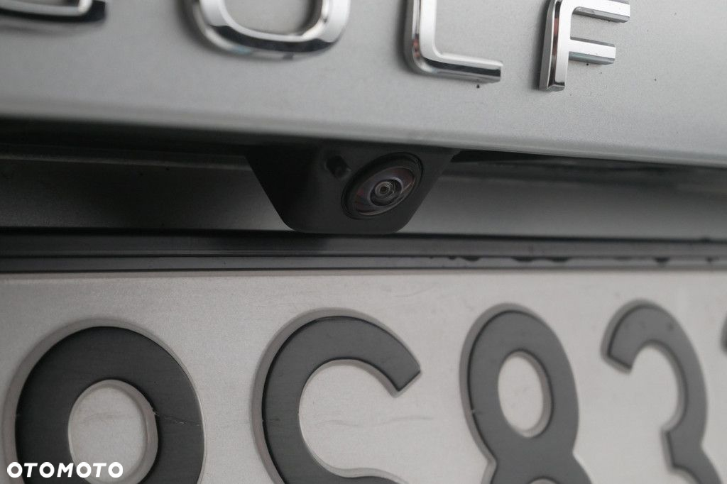 Volkswagen Golf - 17