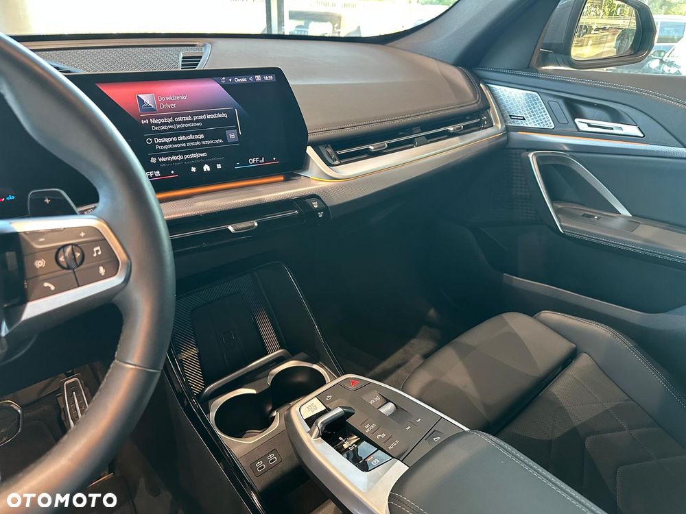 BMW X1 sDrive18d xLine - 21