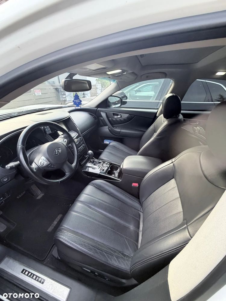 Infiniti QX70 3.7 Sport Tech - 7