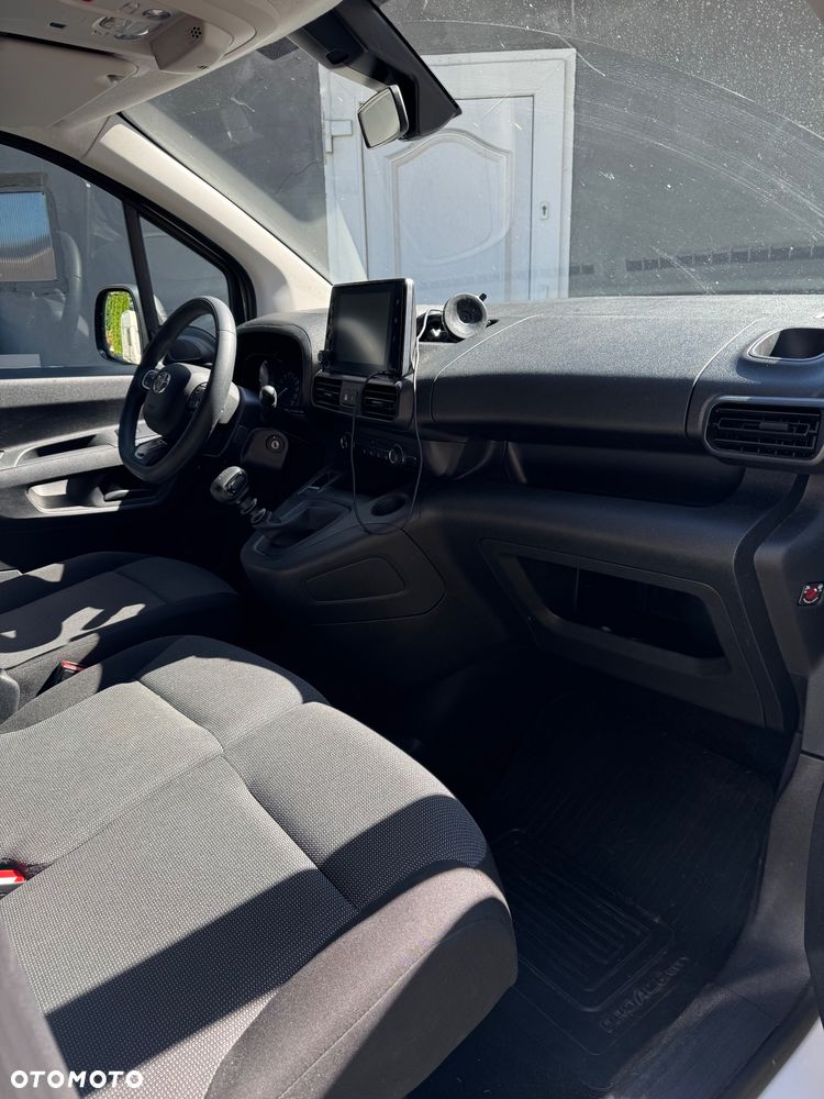 Toyota Proace City - 10