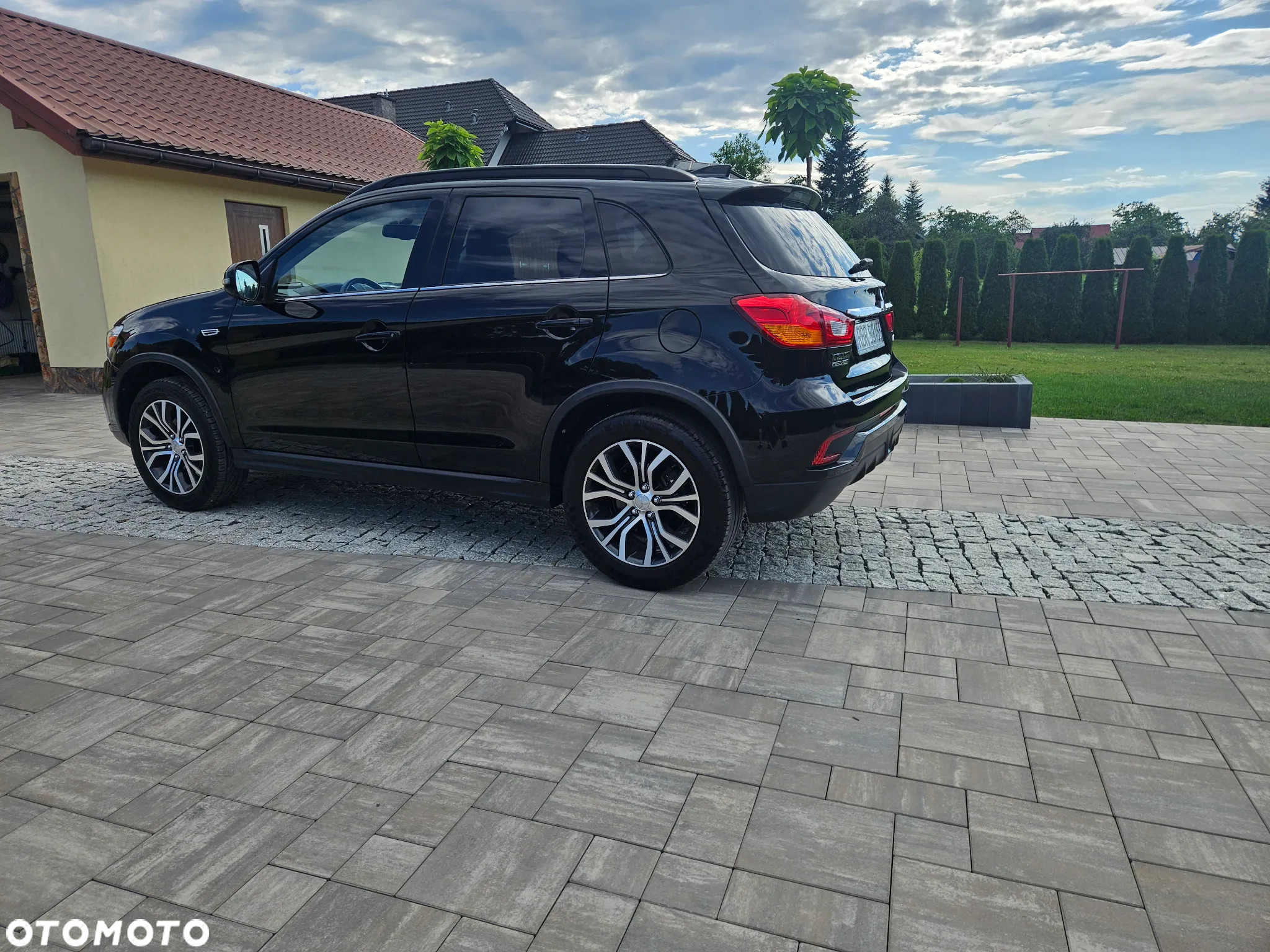 Mitsubishi ASX 1.6 Intense Plus Blue Edition - 12