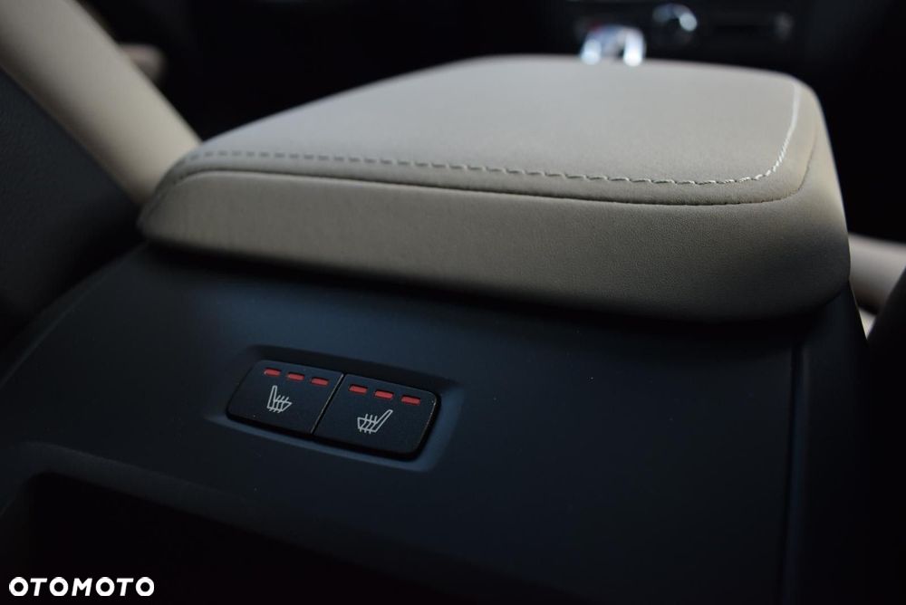 Volvo XC 60 - 21