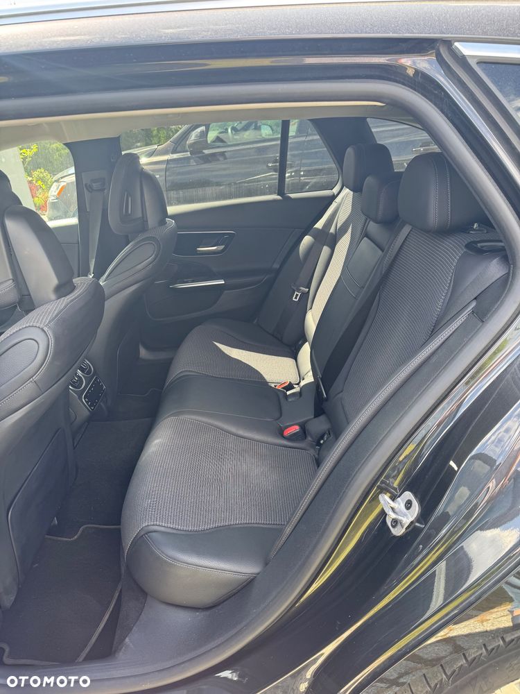 Mercedes-Benz Klasa C 220 d 4Matic 9G-TRONIC Avantgarde - 18
