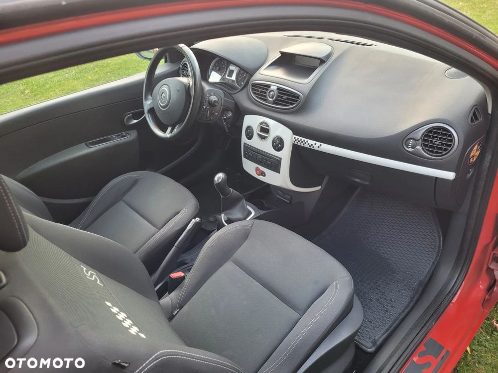 Renault Clio 1.2 16V TCE S - 10