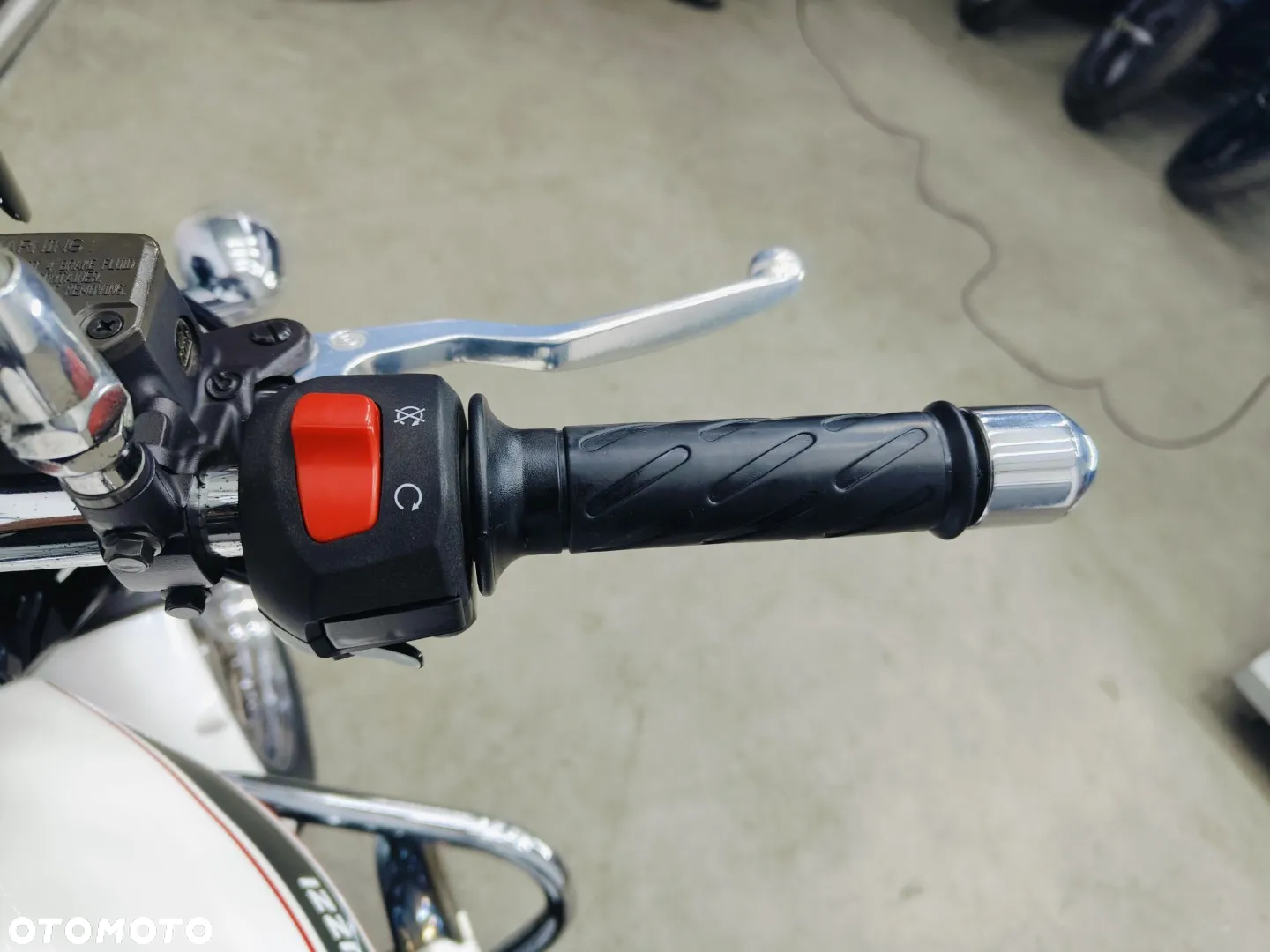 Moto Guzzi V7 - 13