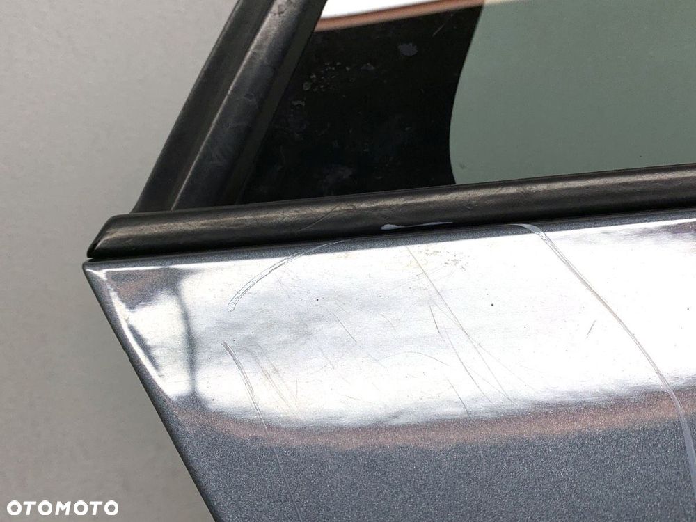 DRZWI PRAWY TYŁ  SKODA FABIA III Kombi (NJ5) 2014 - 2022 1.0 55 kW [75 KM] benzyna 2014 - 2022 - 3