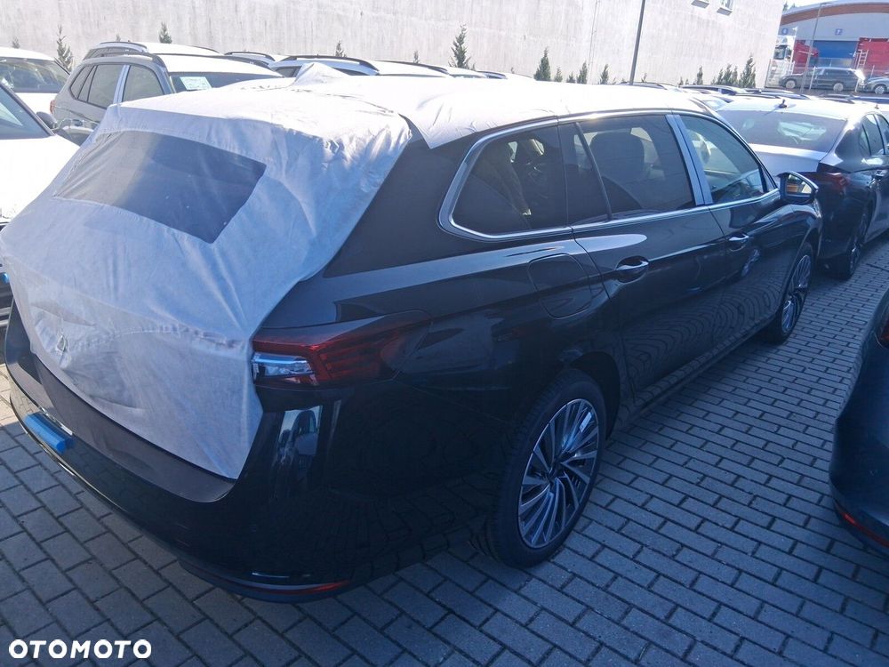 Skoda Superb 2.0 TDI SCR L&K DSG - 3