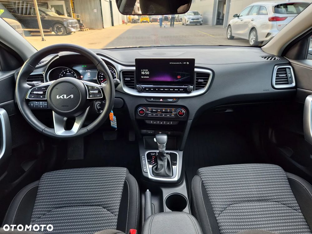 Kia XCeed 1.5 T-GDI M DCT - 13