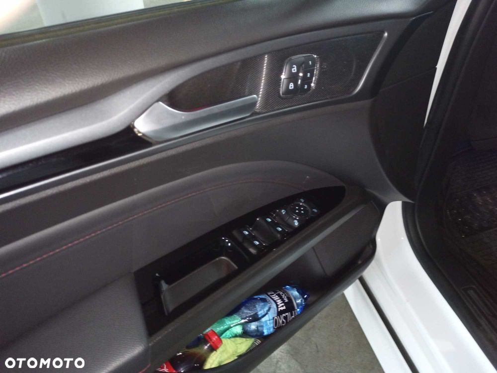 Ford Mondeo - 6