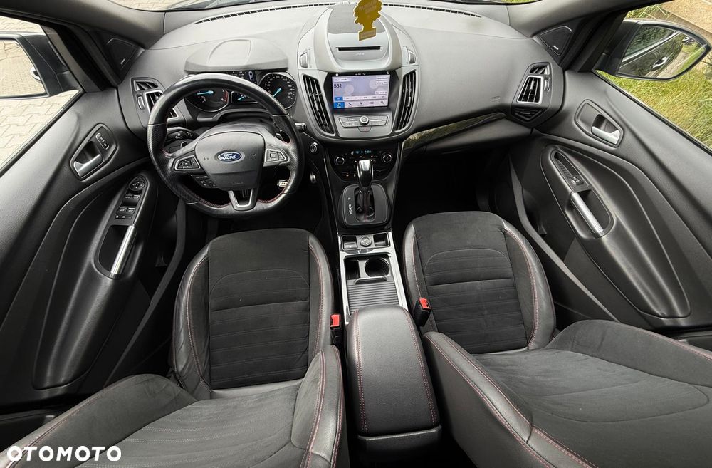 Ford Kuga 2.0 TDCi AWD ST-Line - 5