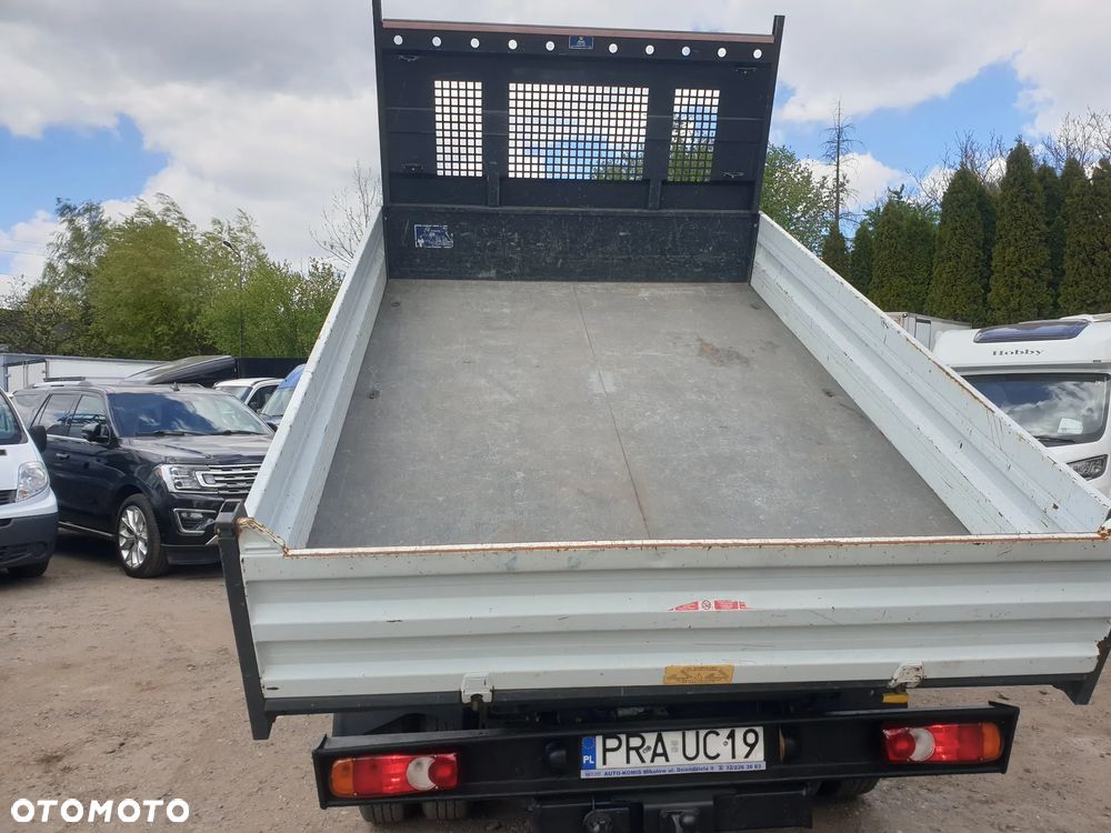 Mitsubishi FUSO FB83 - 8