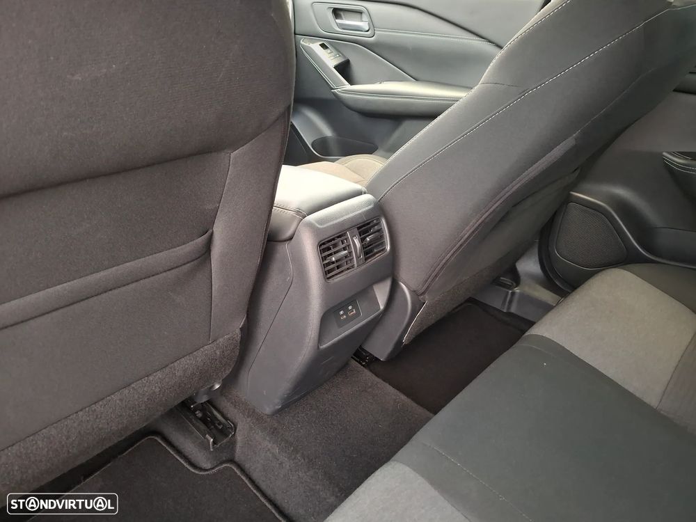 Nissan Qashqai 1.3 DIG-T N-Connecta LED+TT+SKY - 8