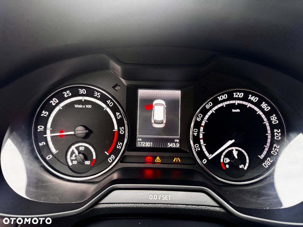Skoda Octavia 2.0 TDI RS - 19