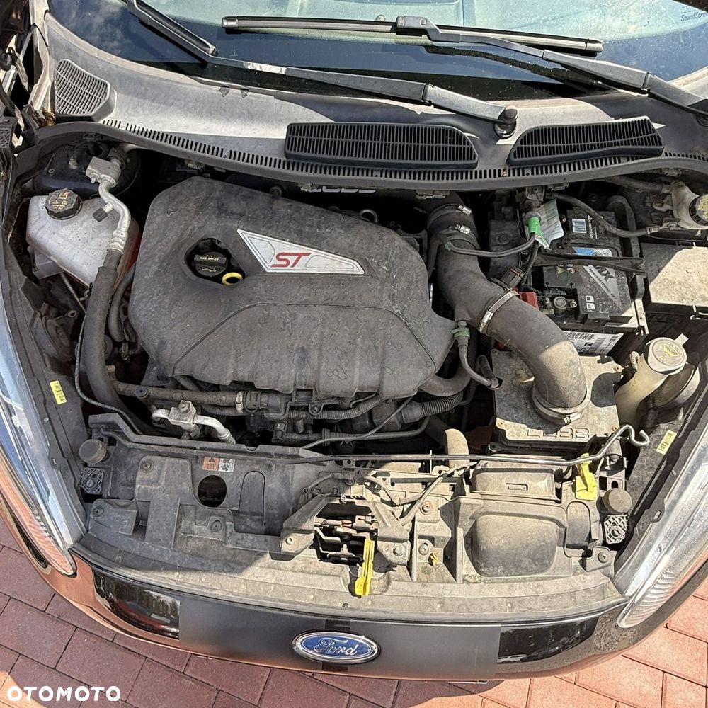 Ford Fiesta - 22