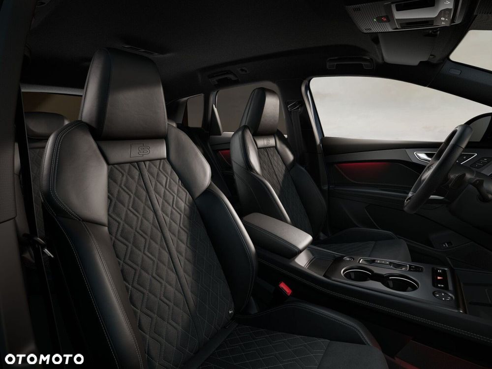 Audi Q4 e-tron - 9